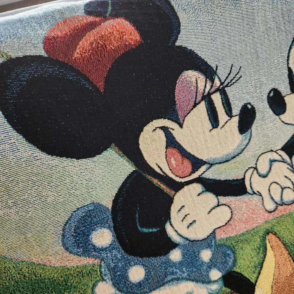 Vintage Disneyland Resort Mickey Minnie Picnic Woven Tapestry Throw Blanket